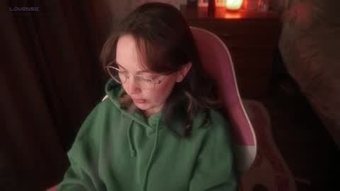 Alice online show from November 4, 2025, 12:37 pm