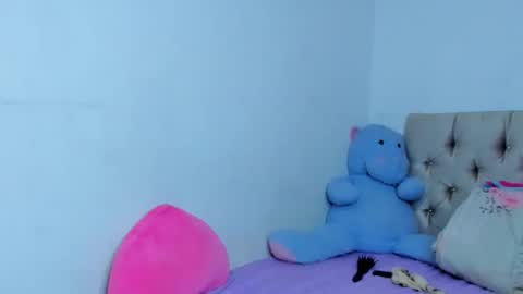 stassiebell online show from January 4, 2025, 7:13 am