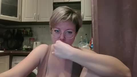 Snapshot of stasya_07 chatting on December 24, 2024, 8:16 pm Stasya online show from December 24, 2024, 8:16 pm
