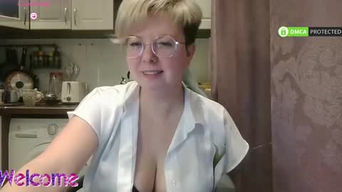 Snapshot of stasya_07 chatting on March 4, 2025, 9:22 pm Stasya online show from March 4, 2025, 9:22 pm