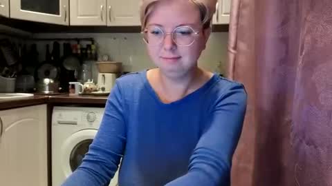 Snapshot of stasya_07 chatting on October 3, 2025, 1:57 am Stasya online show from October 3, 2025, 1:57 am