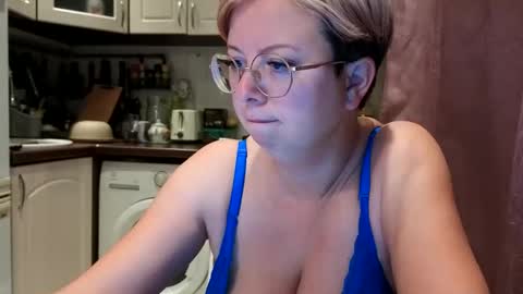 Snapshot of stasya_07 chatting on October 16, 2025, 1:06 am Stasya online show from October 16, 2025, 1:06 am