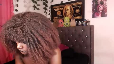 Snapshot of stefanny_2001 chatting on September 22, 2025, 3:08 am stefanny beautiful online show from September 22, 2025, 3:08 am