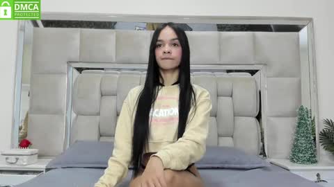 Snapshot of stefany520 chatting on January 4, 2025, 7:34 pm Stefany online show from January 4, 2025, 7:34 pm