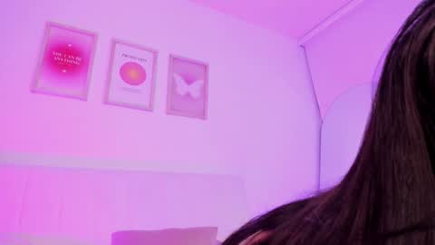 Snapshot of steff_london chatting on January 17, 2025, 1:25 am Steff online show from January 17, 2025, 1:25 am