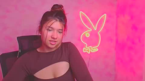 Steffi online show from September 25, 2025, 5:49 pm