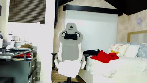 Snapshot of stefi_alizon chatting on February 25, 2025, 4:46 am Zuly online show from February 25, 2025, 4:46 am