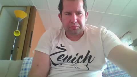 steki038434 online show from December 19, 2024, 8:23 am