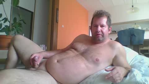 steki038434 online show from September 10, 2025, 10:37 am