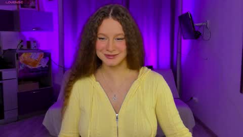 Stella online show from October 4, 2025, 2:15 pm