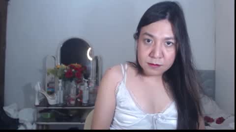 Snapshot of stellahugets chatting on September 17, 2025, 8:49 am Stella online show from September 17, 2025, 8:49 am