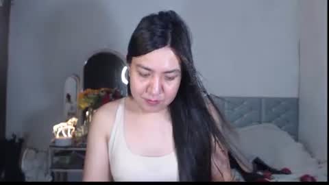 Snapshot of stellahugets chatting on October 6, 2025, 4:21 am Stella online show from October 6, 2025, 4:21 am