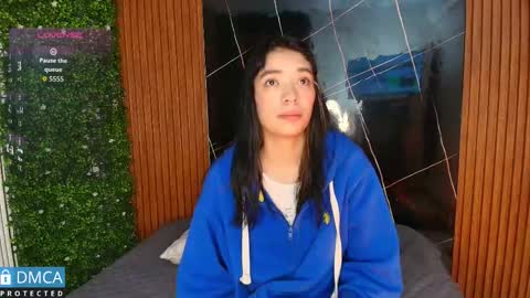 Stepha online show from September 18, 2025, 11:23 am