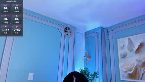         online show from October 9, 2025, 12:08 am