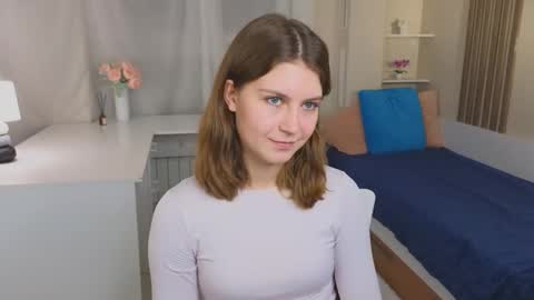 Kate  online show from November 15, 2025, 3:08 pm