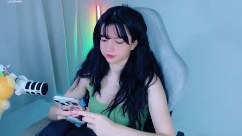 Snapshot of stephybrown chatting on October 19, 2025, 12:33 am stephy online show from October 19, 2025, 12:33 am