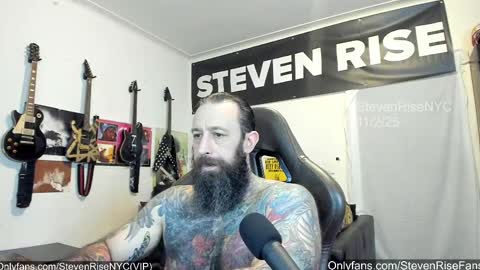 Snapshot of stevenrisenyc chatting on November 3, 2025, 1:19 am StevenRiseNYC online show from November 3, 2025, 1:19 am
