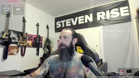 Snapshot of stevenrisenyc chatting on November 13, 2025, 2:49 pm StevenRiseNYC online show from November 13, 2025, 2:49 pm