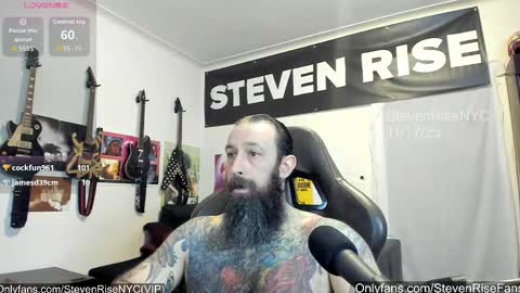 Snapshot of stevenrisenyc chatting on November 18, 2025, 1:33 am StevenRiseNYC online show from November 18, 2025, 1:33 am