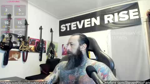 Snapshot of stevenrisenyc chatting on November 19, 2025, 1:38 am StevenRiseNYC online show from November 19, 2025, 1:38 am