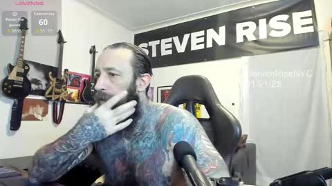 Snapshot of stevenrisenyc chatting on November 22, 2025, 12:53 am StevenRiseNYC online show from November 22, 2025, 12:53 am
