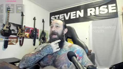 Snapshot of stevenrisenyc chatting on November 22, 2025, 12:59 pm StevenRiseNYC online show from November 22, 2025, 12:59 pm