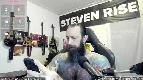 Snapshot of stevenrisenyc chatting on November 24, 2025, 11:04 pm StevenRiseNYC online show from November 24, 2025, 11:04 pm