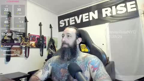 Snapshot of stevenrisenyc chatting on November 28, 2025, 11:40 pm StevenRiseNYC online show from November 28, 2025, 11:40 pm