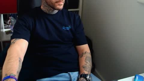 stevie_rae online show from November 3, 2025, 2:18 pm