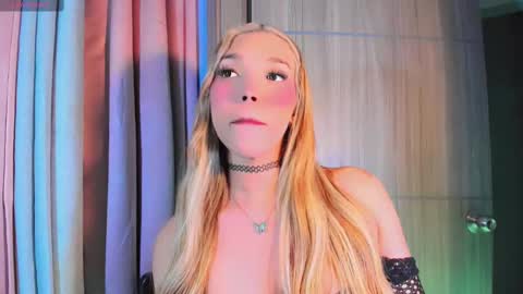 Snapshot of steyseequeen chatting on October 5, 2025, 8:01 am Steisee Reyes online show from October 5, 2025, 8:01 am