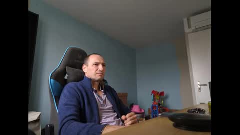 stickolive1 online show from September 24, 2025, 10:40 am