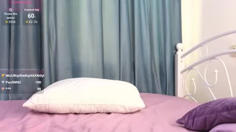 Snapshot of still__eva chatting on October 24, 2025, 4:42 am still__eva online show from October 24, 2025, 4:42 am