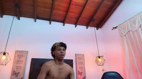 Stiven  online show from November 22, 2025, 7:46 pm