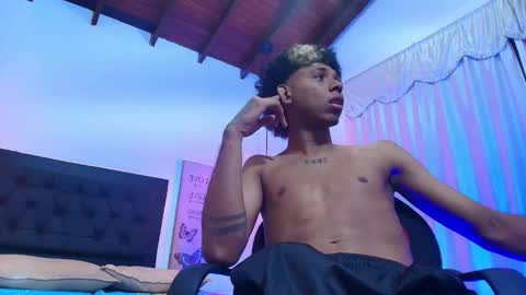 Stiven  online show from December 1, 2025, 8:03 pm