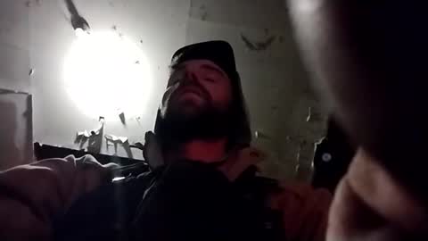 Oval2022 online show from November 30, 2025, 12:42 pm