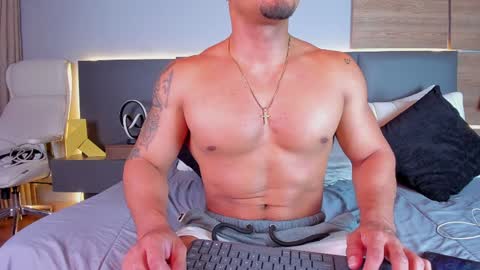 Snapshot of stone_lee_ chatting on January 28, 2025, 6:38 am Stone Lee online show from January 28, 2025, 6:38 am