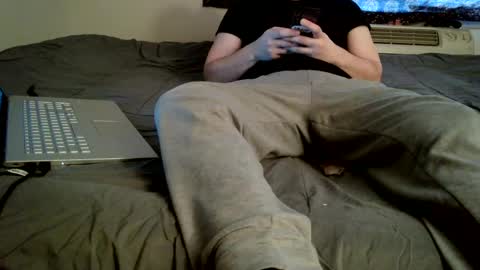 Snapshot of stonedandlovingit chatting on January 29, 2025, 6:18 pm stonedandlovingit online show from January 29, 2025, 6:18 pm