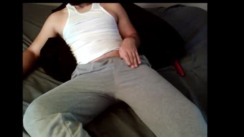 Snapshot of stonedandlovingit chatting on September 17, 2025, 9:49 pm stonedandlovingit online show from September 17, 2025, 9:49 pm