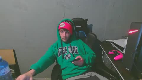 Snapshot of stonedpanda77 chatting on December 21, 2024, 1:26 am stonedpanda77 online show from December 21, 2024, 1:26 am