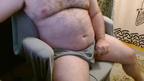 Snapshot of stonerbear42 chatting on October 13, 2025, 9:26 pm Stonerbear42 online show from October 13, 2025, 9:26 pm
