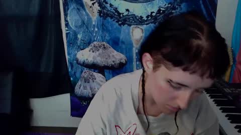 Stormythunder online show from November 13, 2025, 6:07 pm