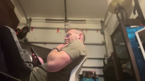 Snapshot of str8foryouguy chatting on February 7, 2025, 5:10 am Str8 online show from February 7, 2025, 5:10 am