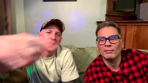 Snapshot of str8gaywannaplay chatting on December 14, 2025, 1:05 pm Str8GayWannaPlay online show from December 14, 2025, 1:05 pm