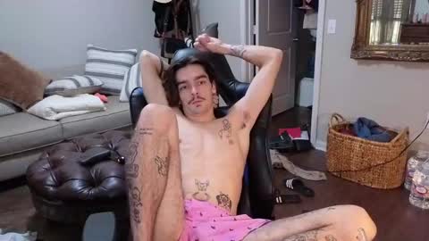 Snapshot of str8whiteboy21 chatting on September 13, 2025, 1:33 pm str8whiteboy21 online show from September 13, 2025, 1:33 pm