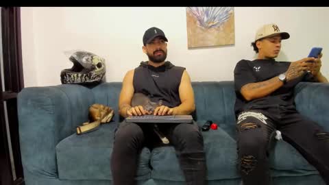 Snapshot of straight__friends chatting on September 18, 2025, 2:08 pm straight__friends online show from September 18, 2025, 2:08 pm