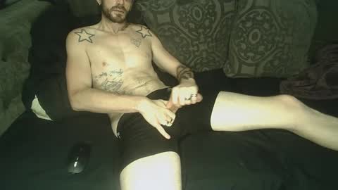 Snapshot of straitpipermann22 chatting on September 12, 2025, 4:18 pm straitpipermann22 online show from September 12, 2025, 4:18 pm