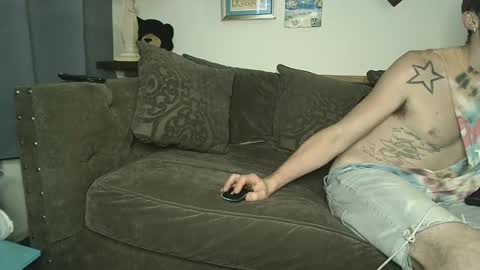 Snapshot of straitpipermann22 chatting on October 6, 2025, 1:36 am straitpipermann22 online show from October 6, 2025, 1:36 am