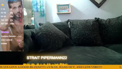 Snapshot of straitpipermann22 chatting on December 15, 2025, 1:10 am straitpipermann22 online show from December 15, 2025, 1:10 am