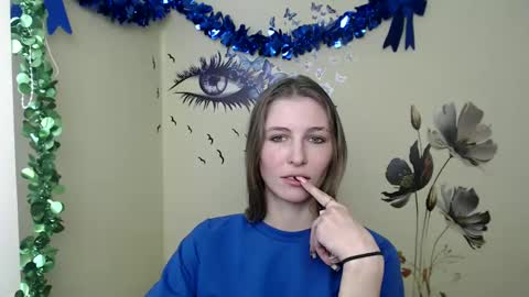 Snapshot of stranger_giirl chatting on February 15, 2025, 10:11 am Amalia online show from February 15, 2025, 10:11 am