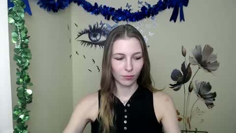 Snapshot of stranger_giirl chatting on February 18, 2025, 1:55 pm Amalia online show from February 18, 2025, 1:55 pm